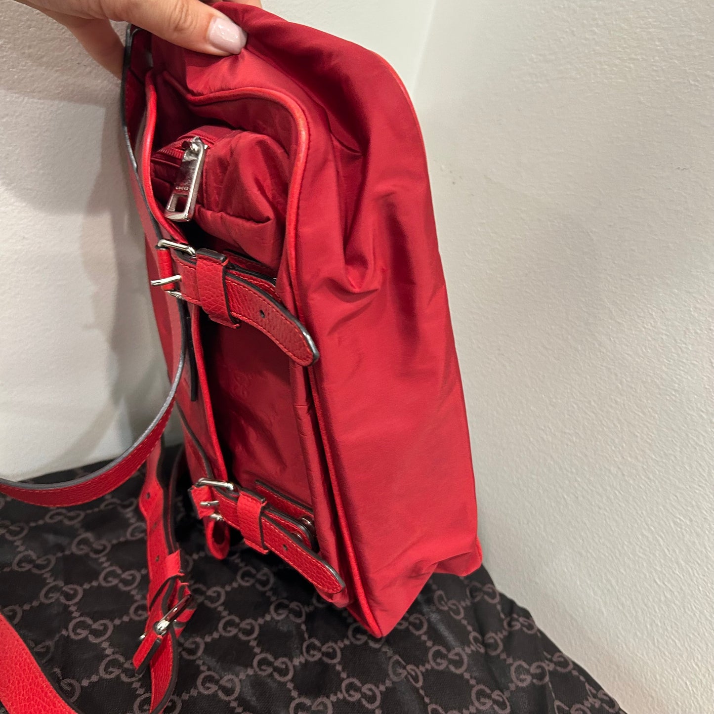 #208 GUCCI Crossbody