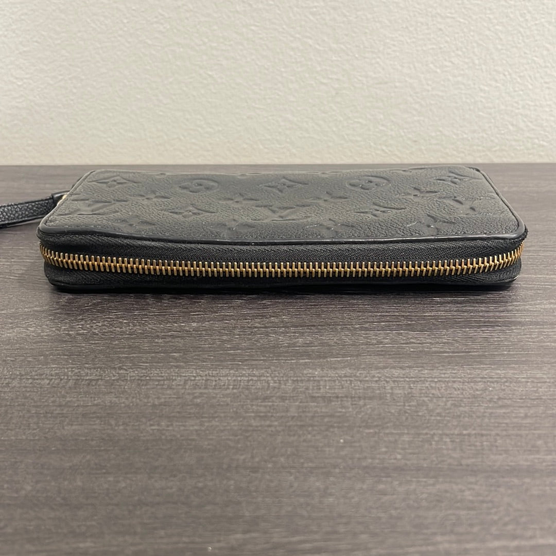 SOLD! Louis Vuitton Empreinte Zippy Wallet