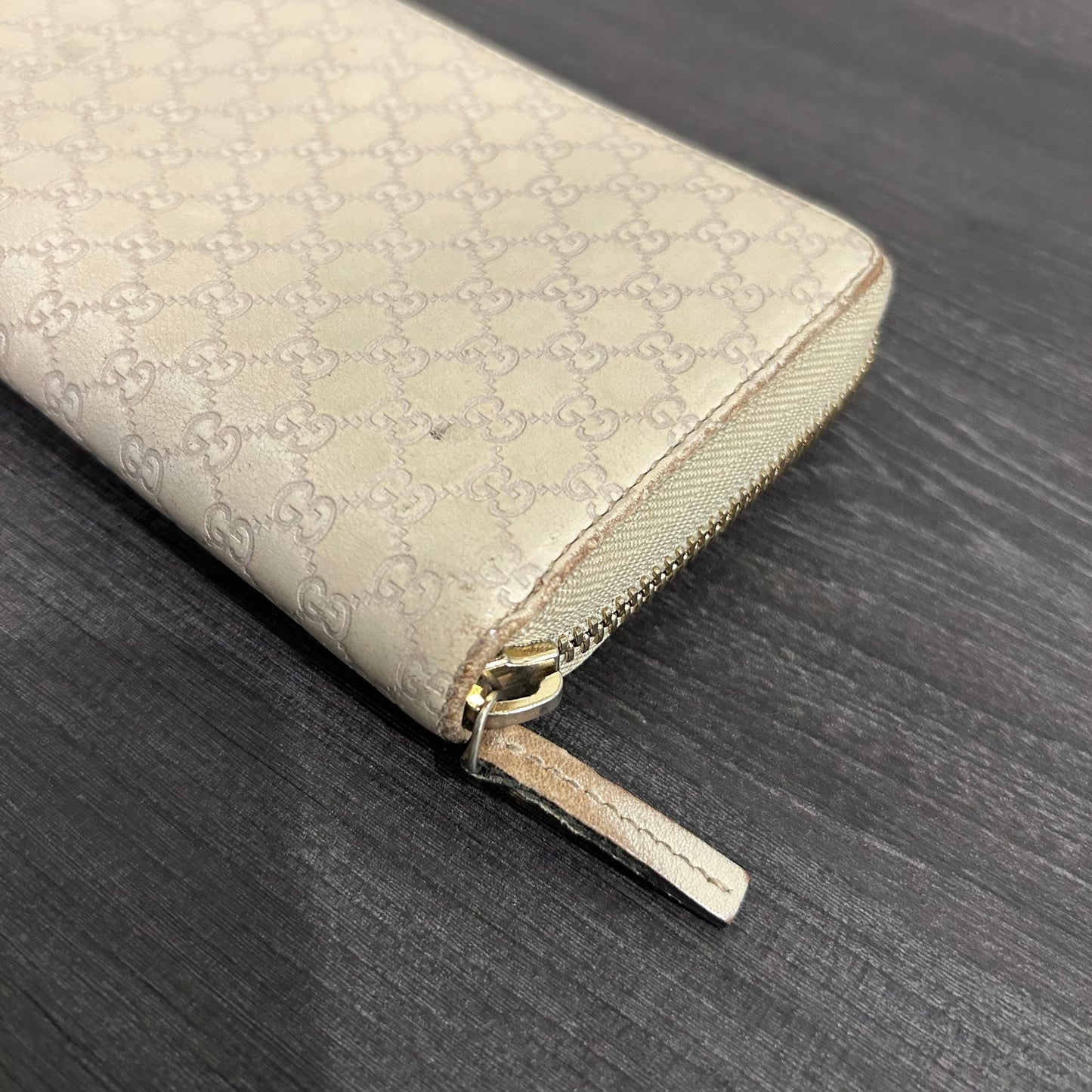 CLEARANCE Gucci Wallets Set of 2
