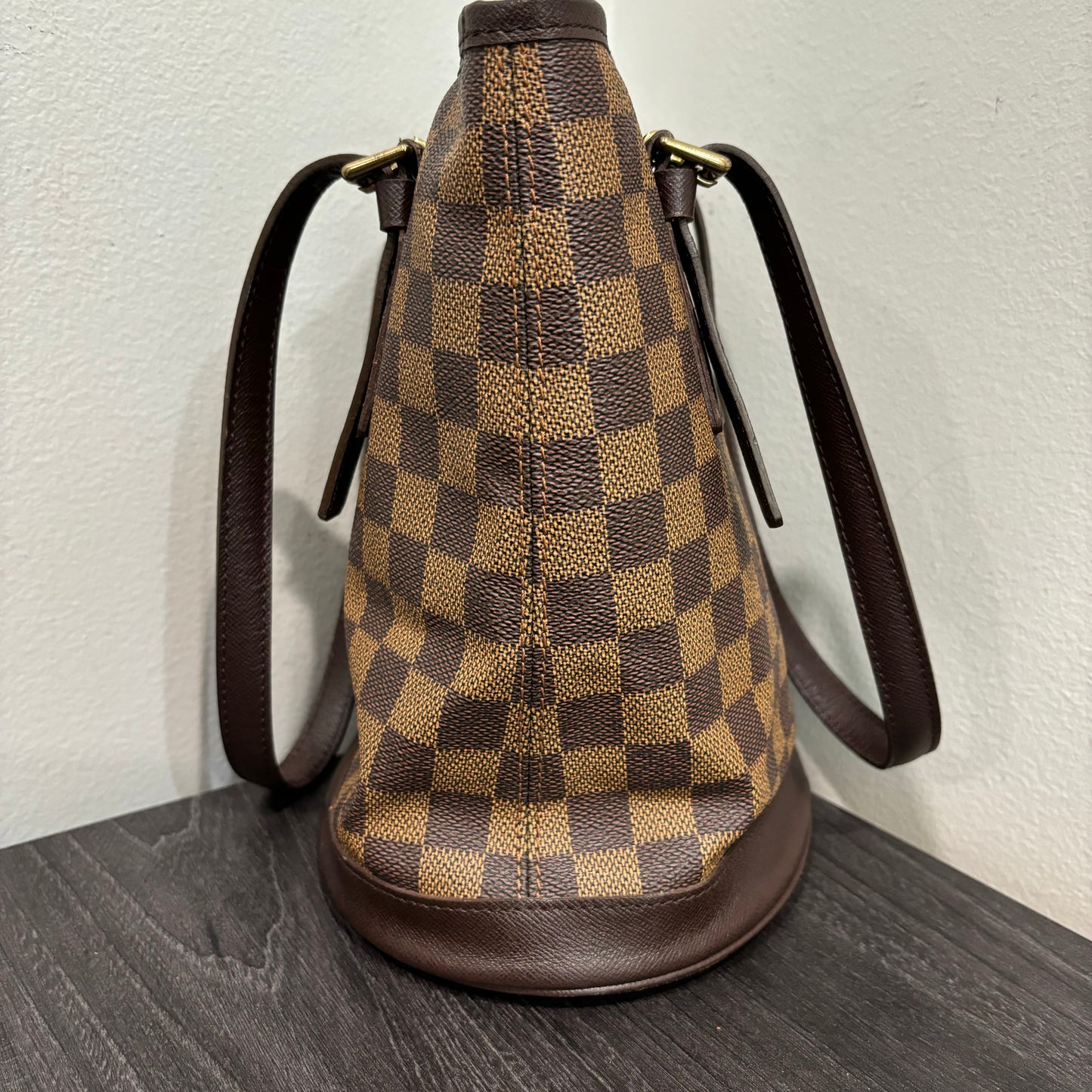 #310 LOUIS VUITTON Damier Bucket PM
