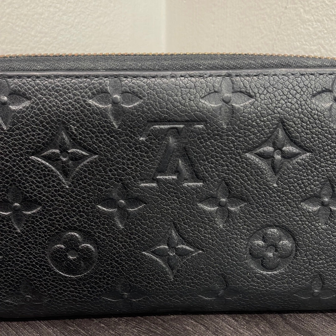 SOLD! Louis Vuitton Empreinte Zippy Wallet