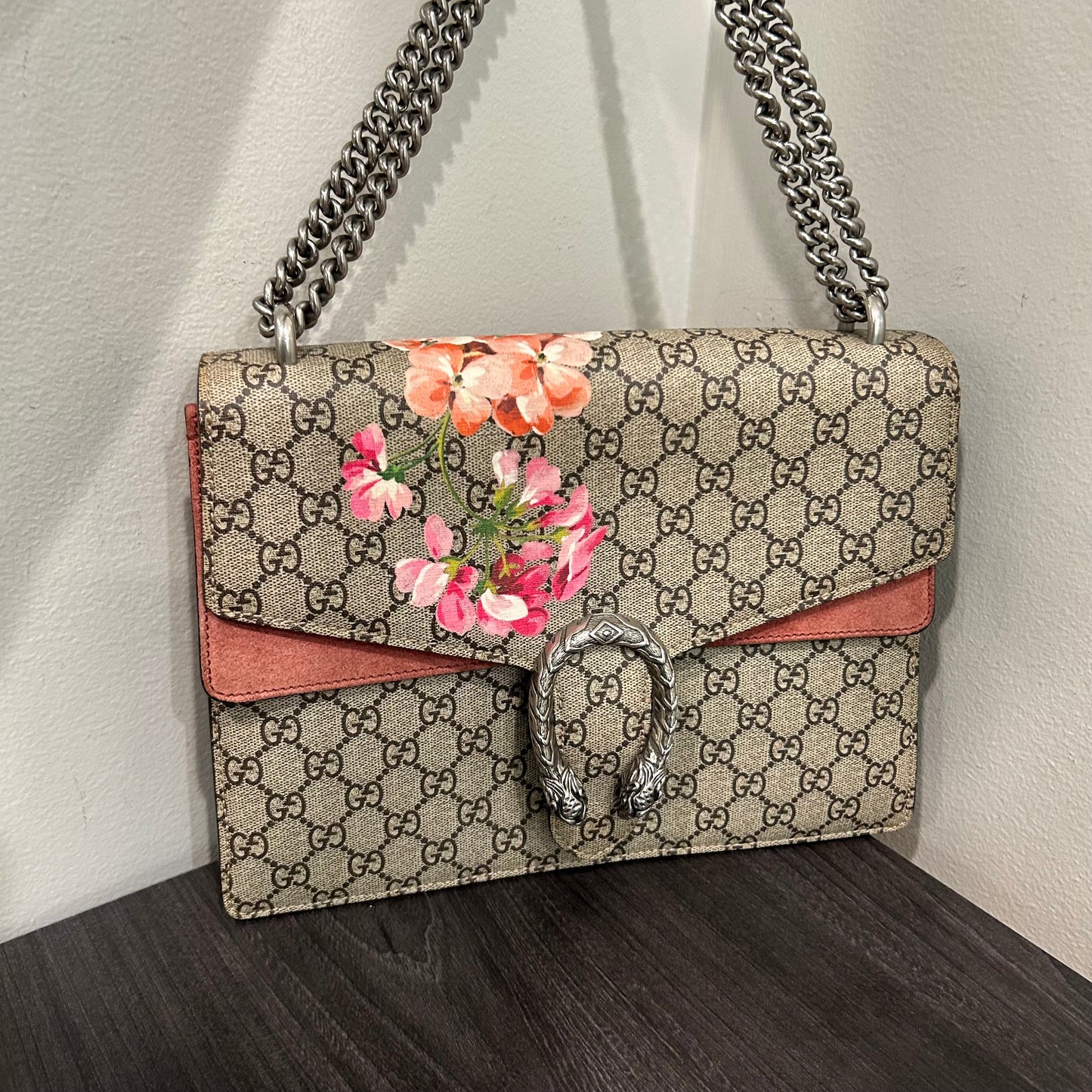 #266 GUCCI GG Supreme Blooms Dionysus Medium