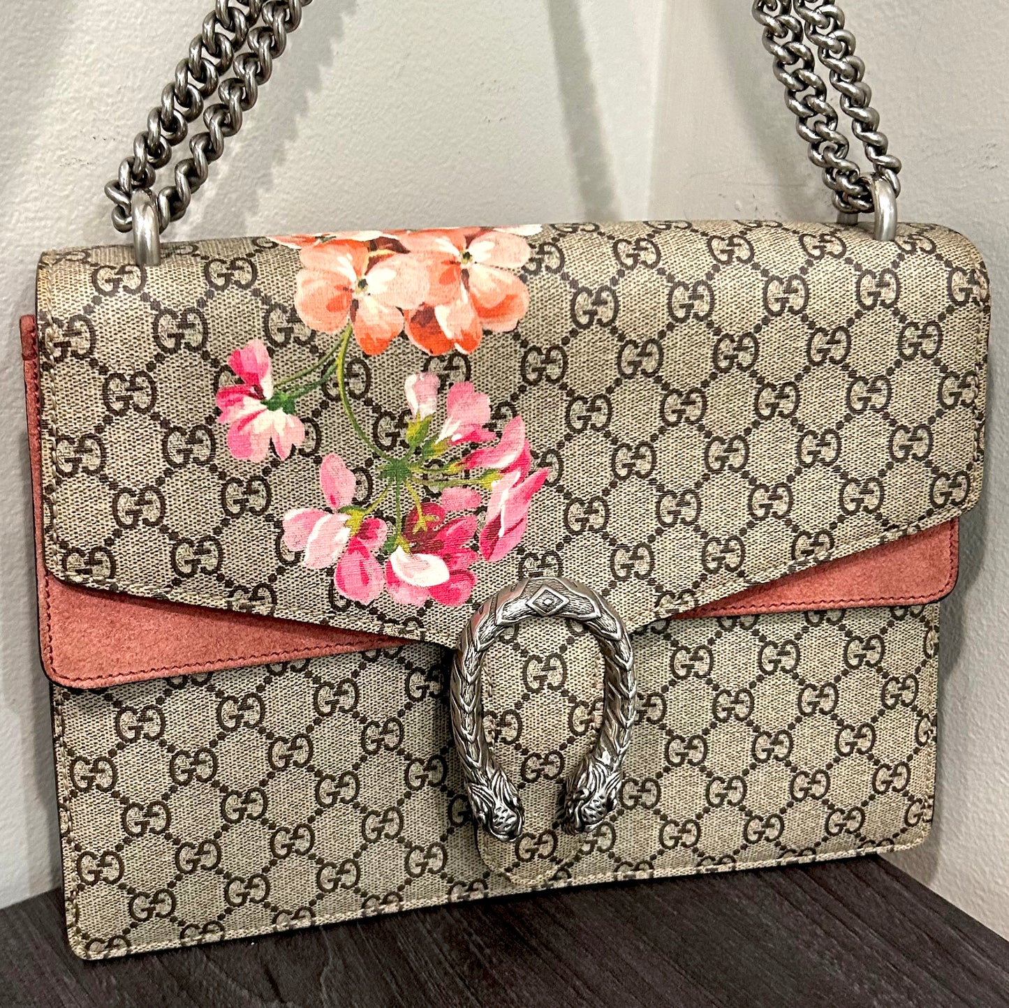 #266 GUCCI GG Supreme Blooms Dionysus Medium