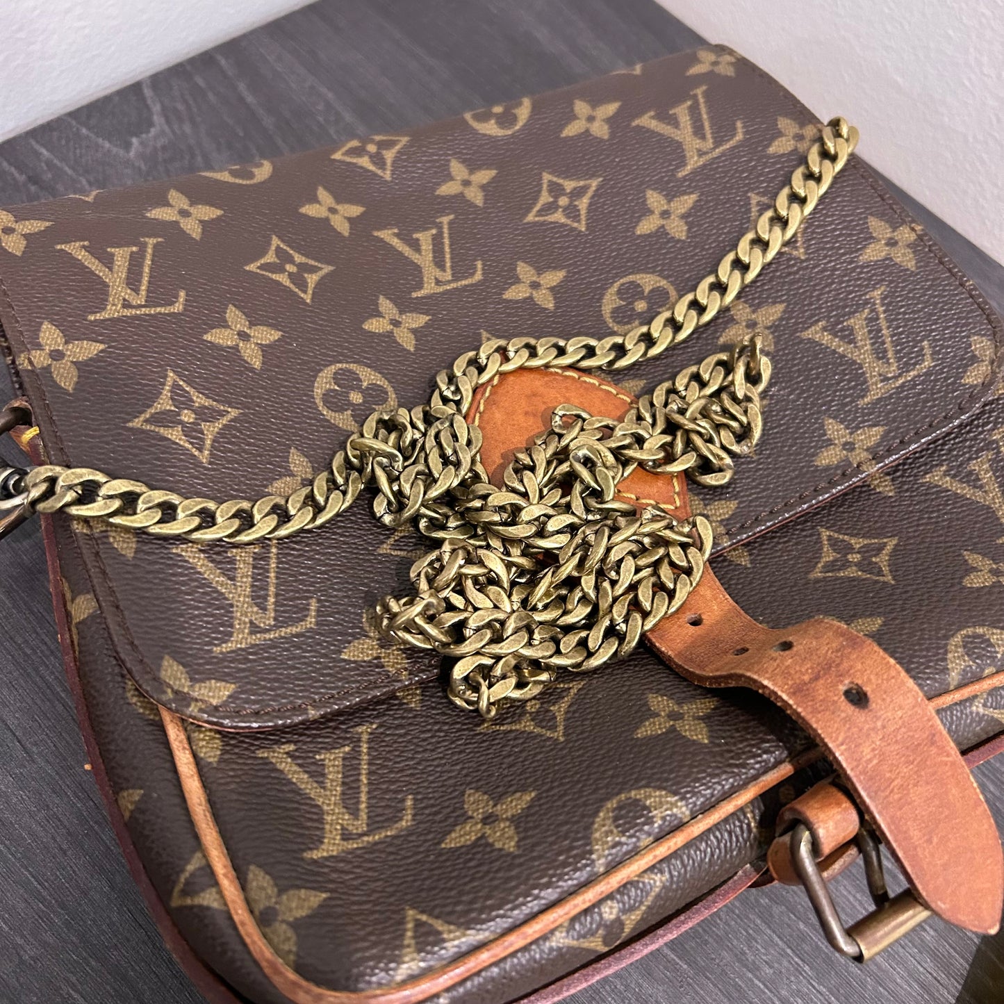 Louis Vuitton Vintage Cartouchiere