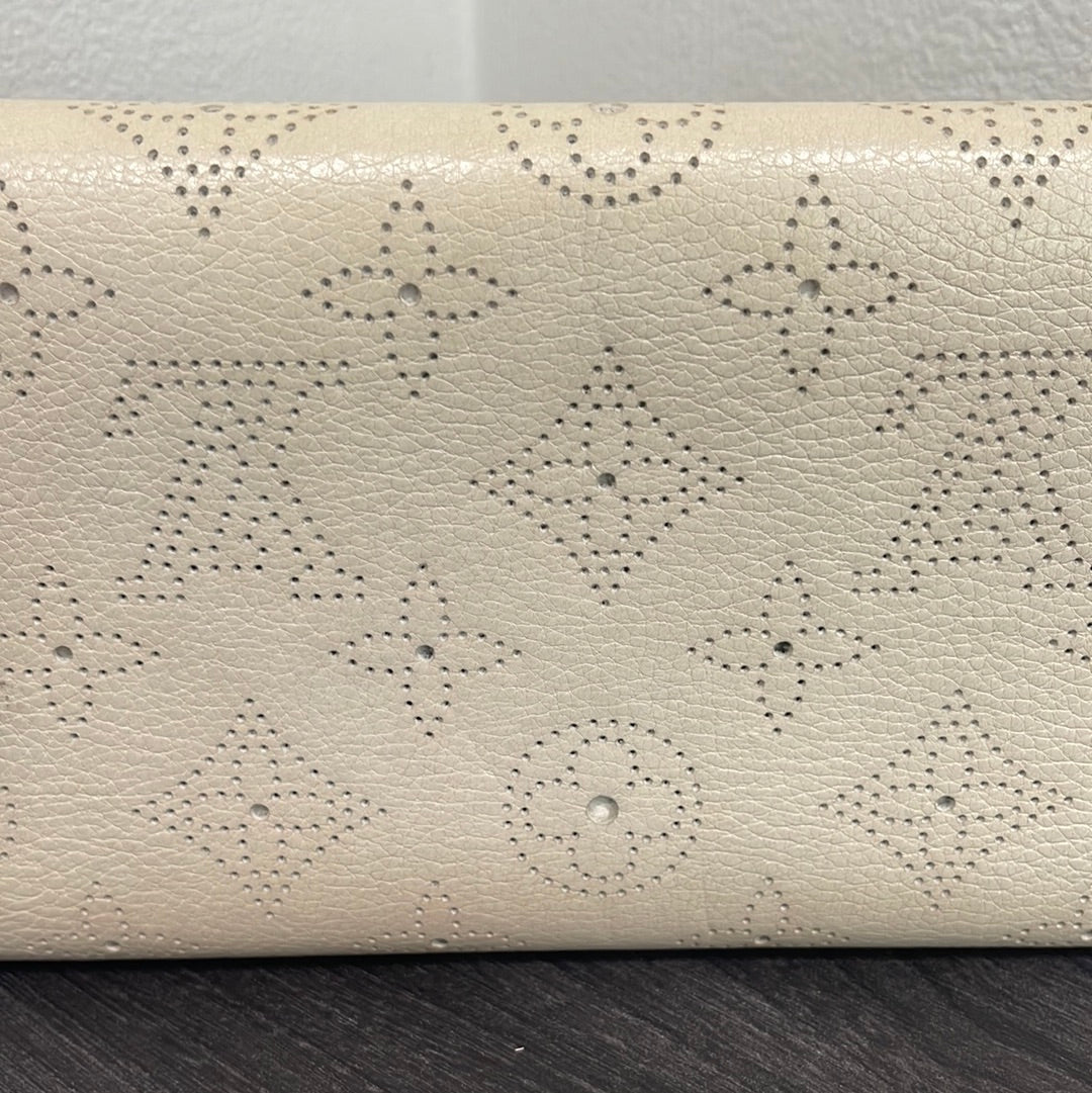 SOLD! Louis Vuitton Mahina Wallet