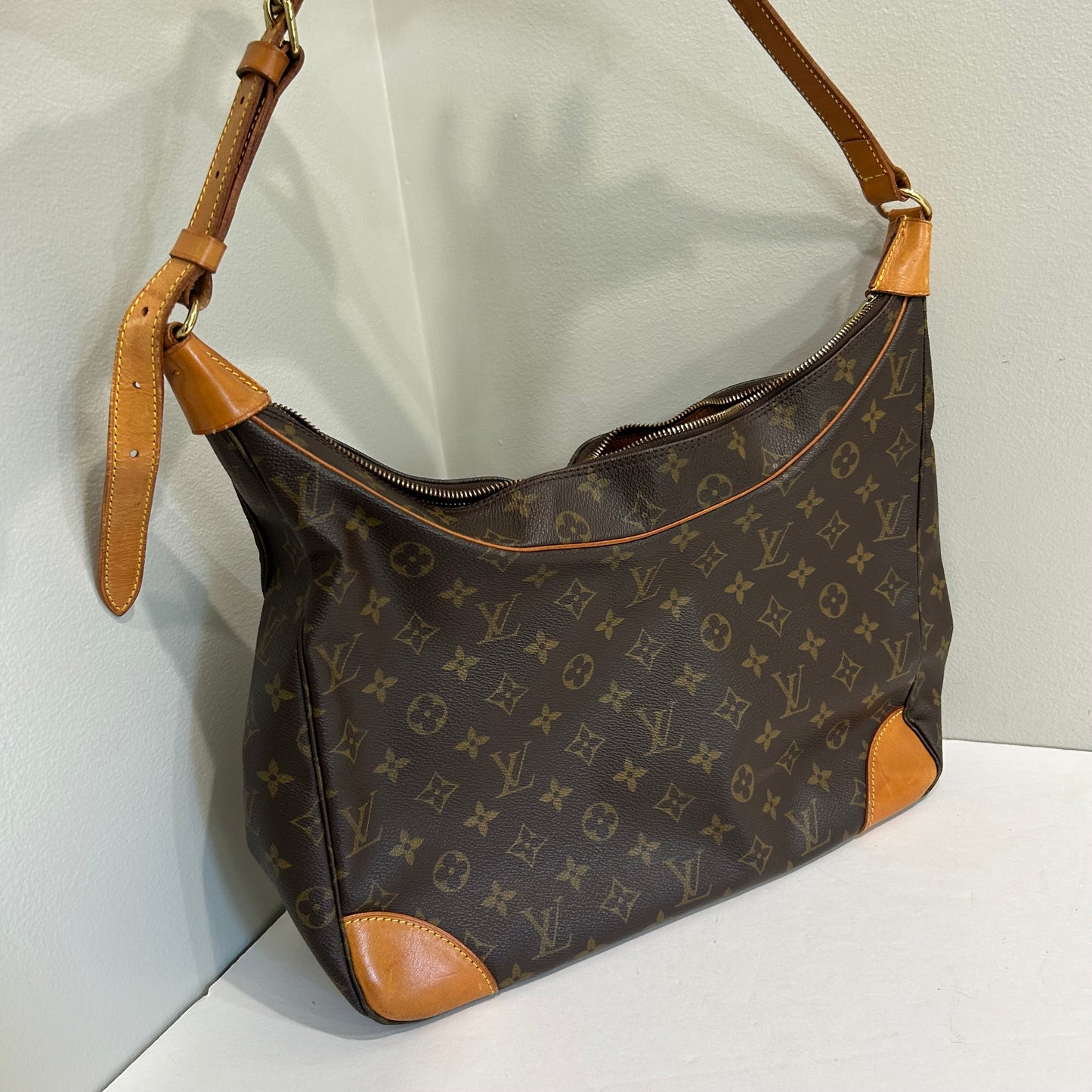 Louis Vuitton Boulogne 35