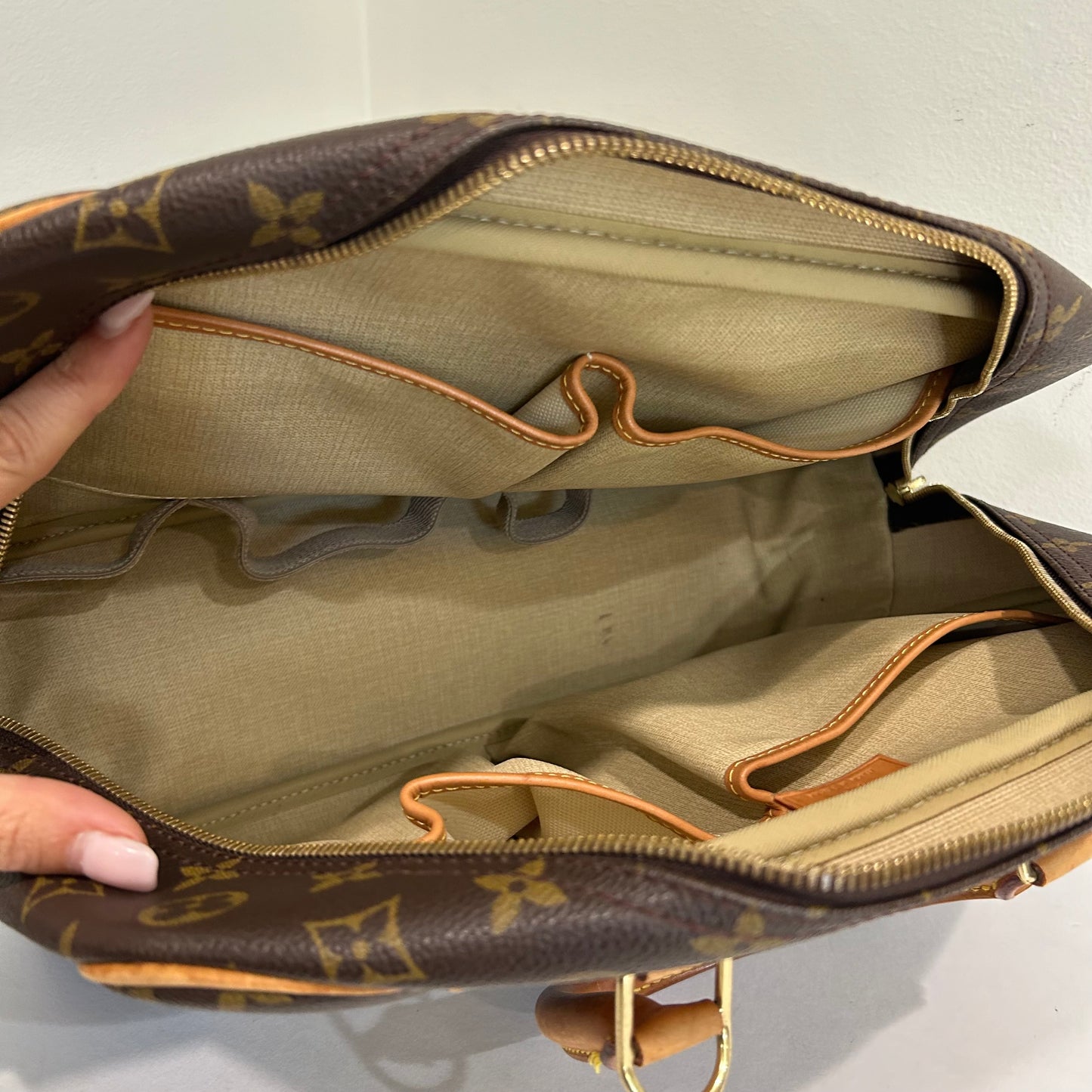 SOLD! Louis Vuitton Deauville