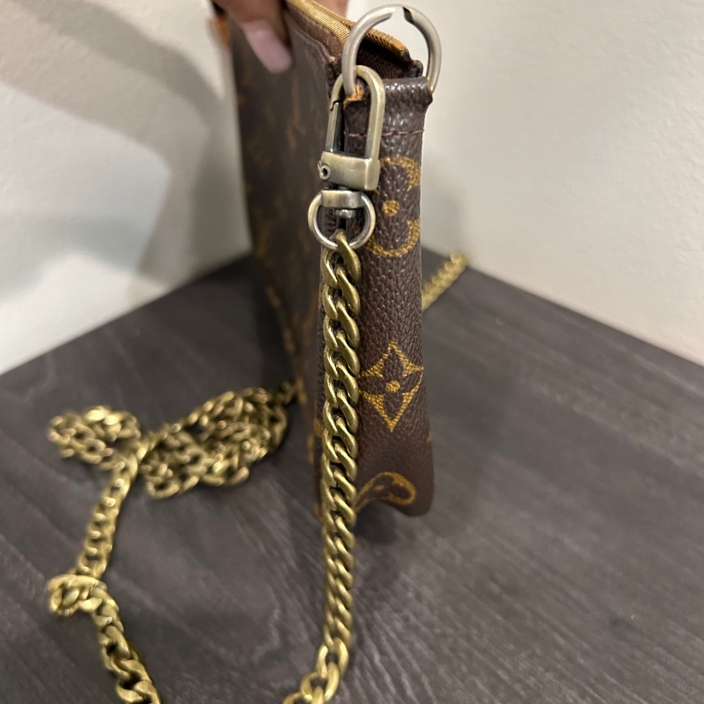 Louis Vuitton Pochette