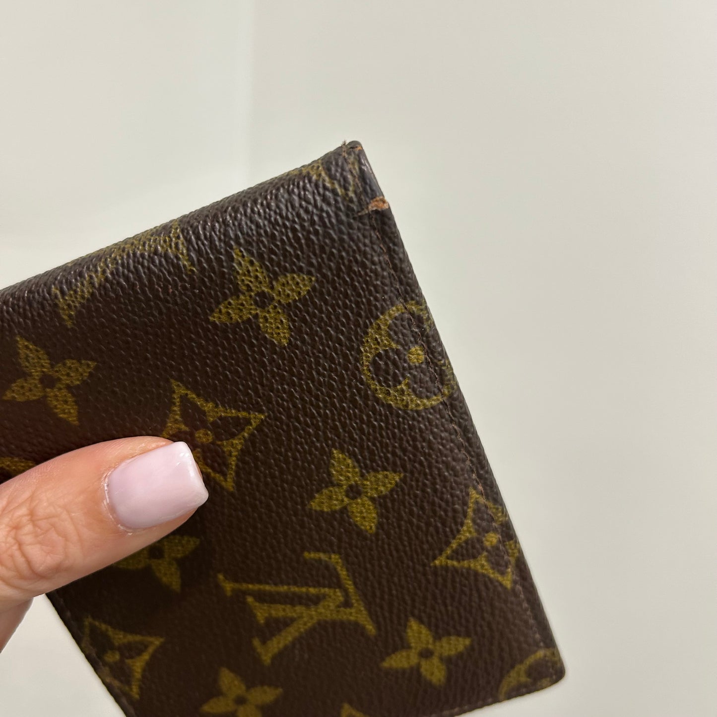 SOLD! Louis Vuitton Men’s Wallet