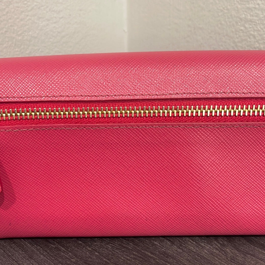 SOLD! Prada Wallet on Chain