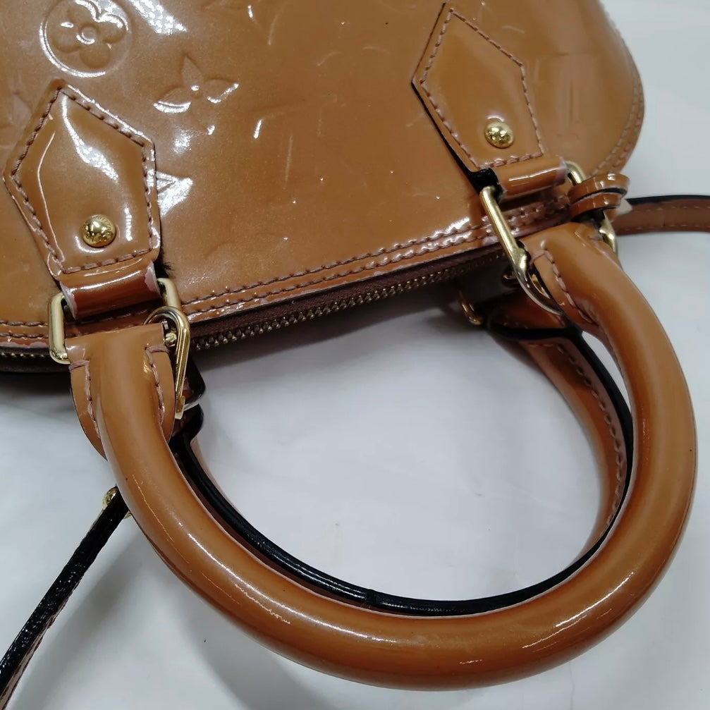 Louis Vuitton Vernis Alma BB