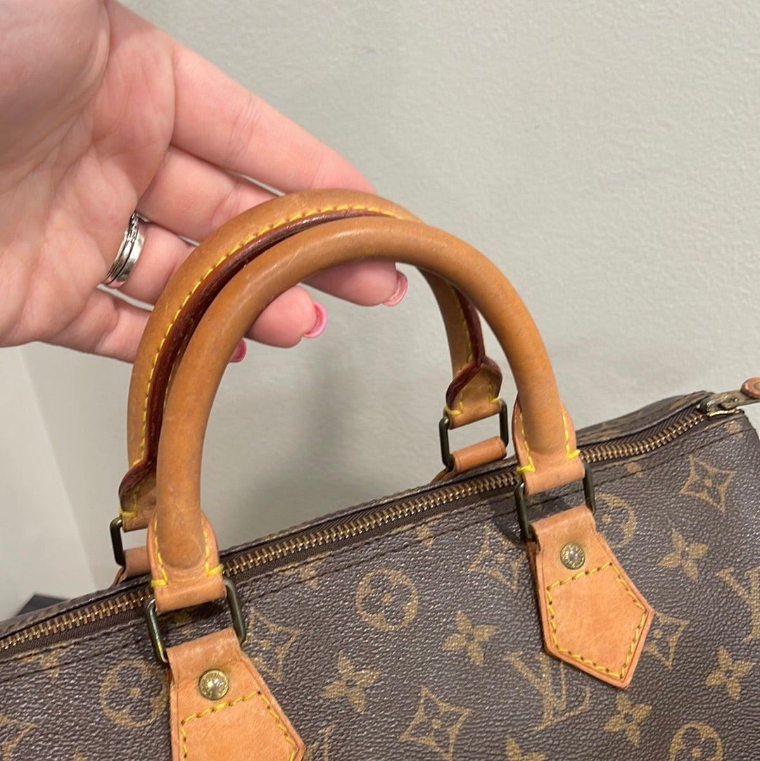 SOLD! Louis Vuitton Speedy 30