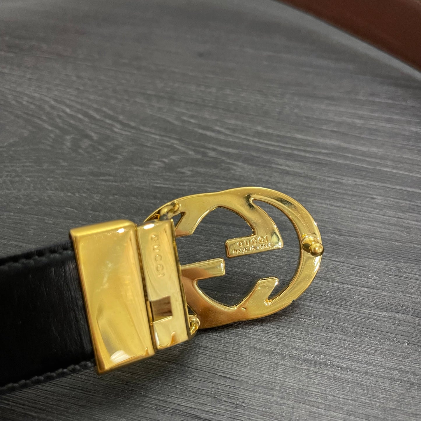 CLEARANCE Gucci Detachable Belt Buckle with Reversible Black/Brown Leather Belt 64/25