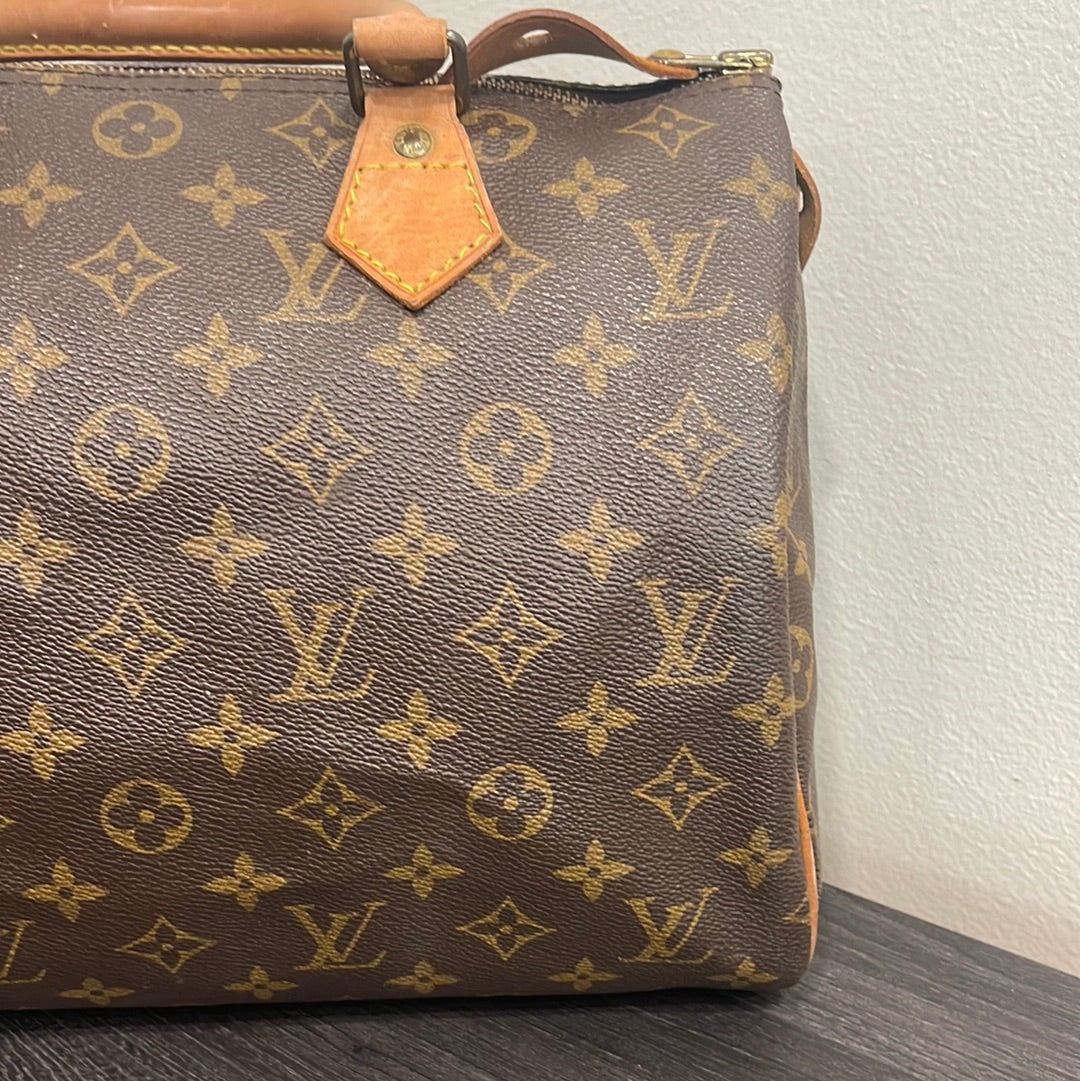 SOLD! Louis Vuitton Speedy 30