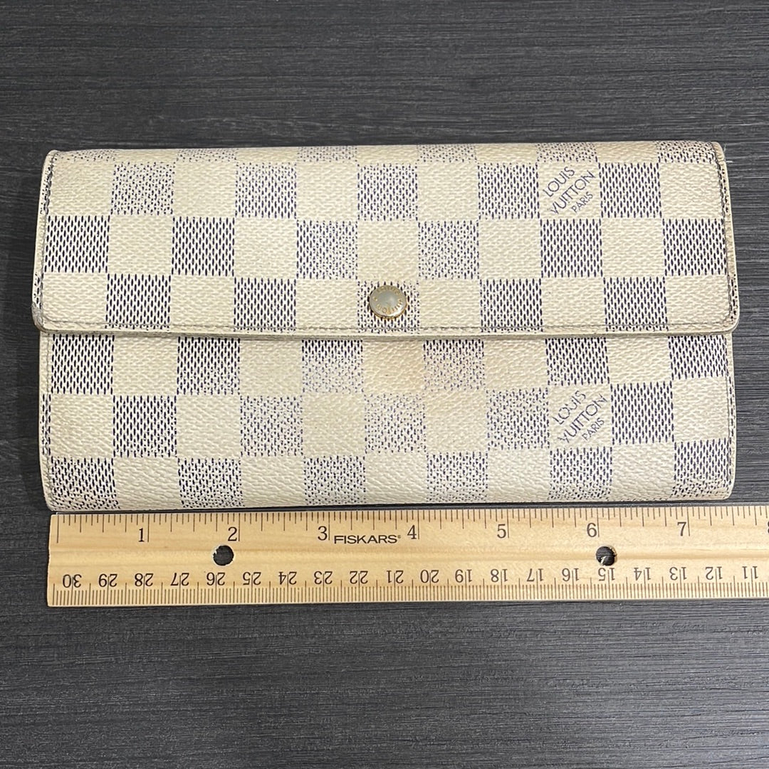 SOLD! Louis Vuitton Damier Wallet