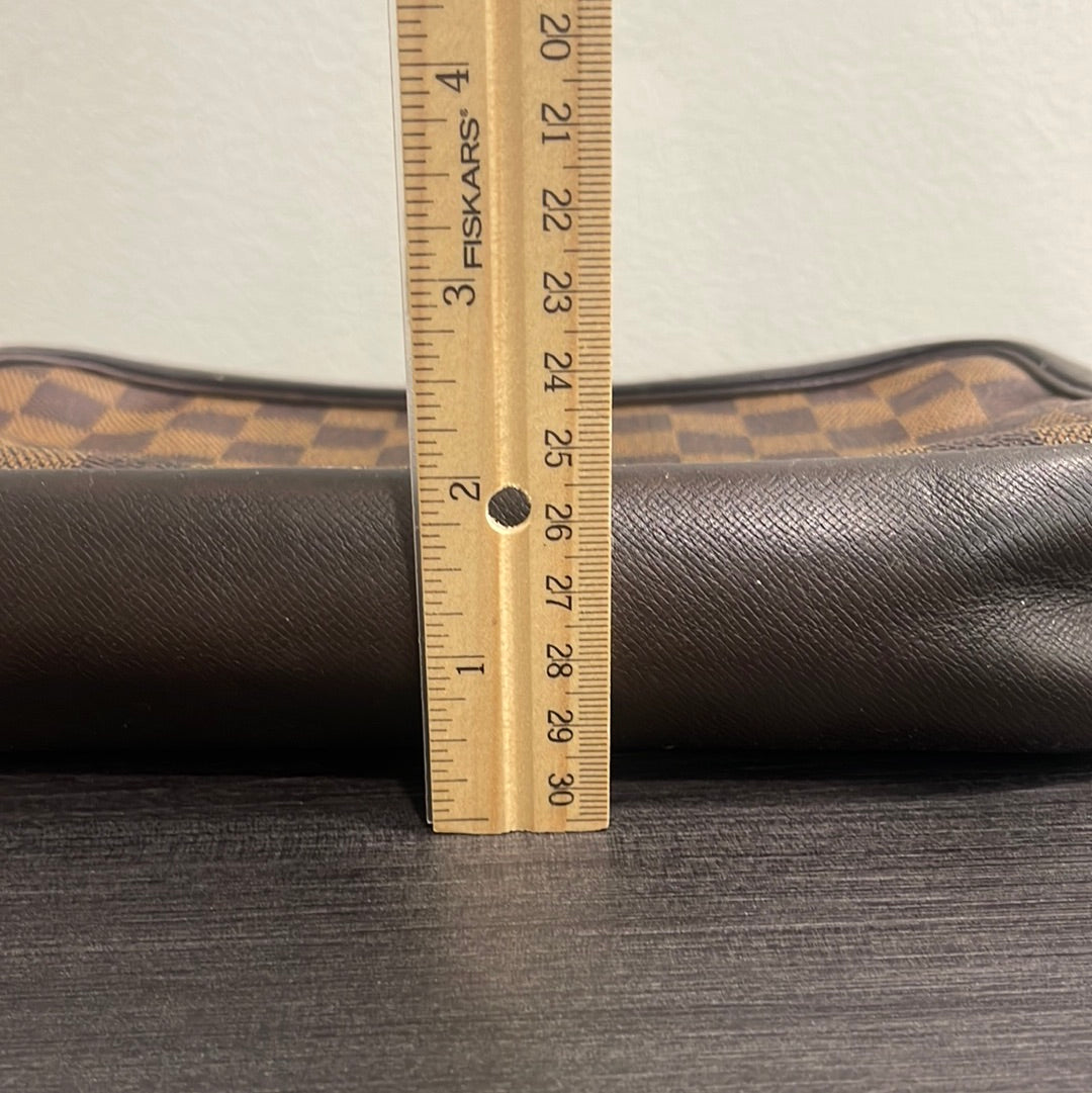 SOLD! Louis Vuitton Damier Pouch