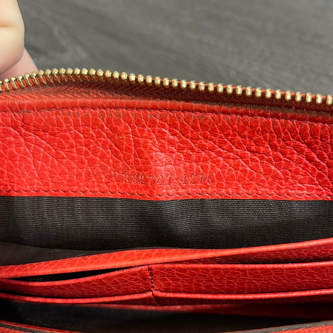 SOLD! Gucci Leather Wallet and Louis Vuitton Card Holder