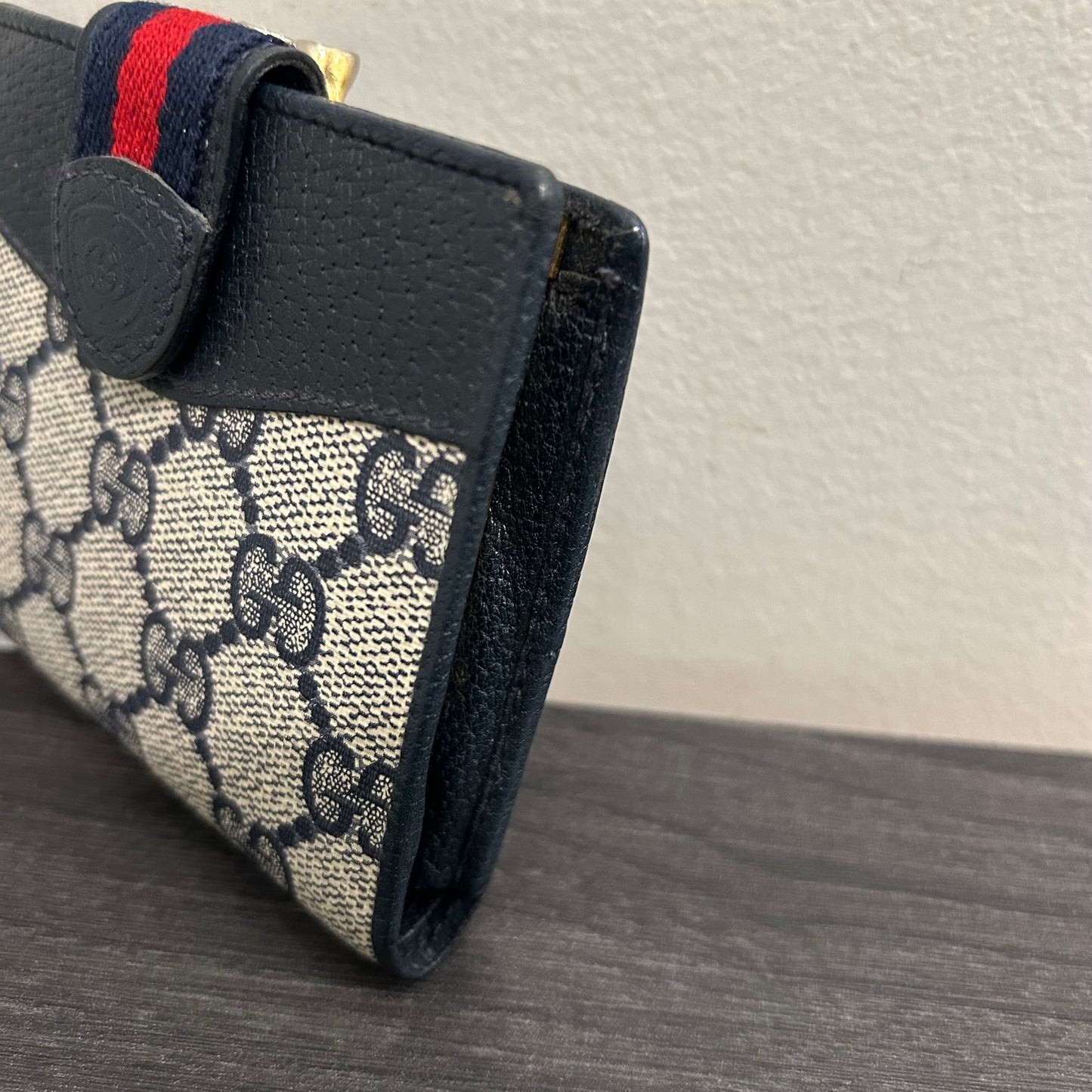 #174 GUCCI Canvas Wallet