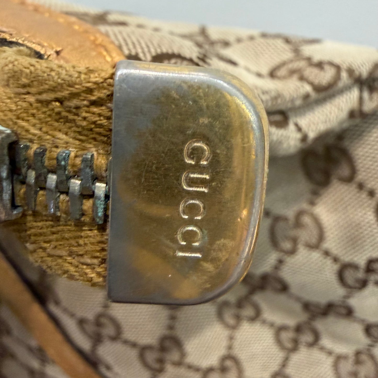 1215-04 GUCCI GG Canvas Lovely Heart Large Tote