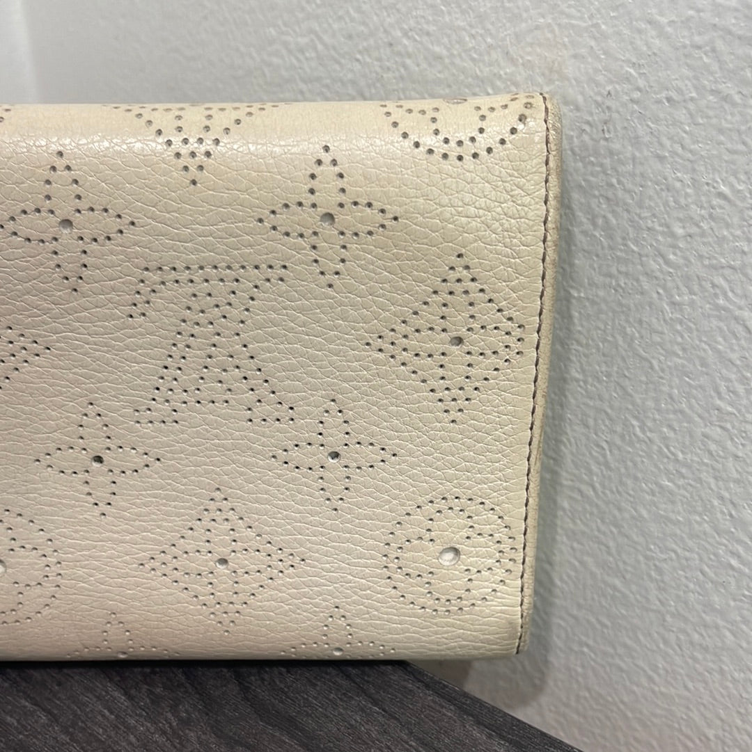 SOLD! Louis Vuitton Mahina Wallet