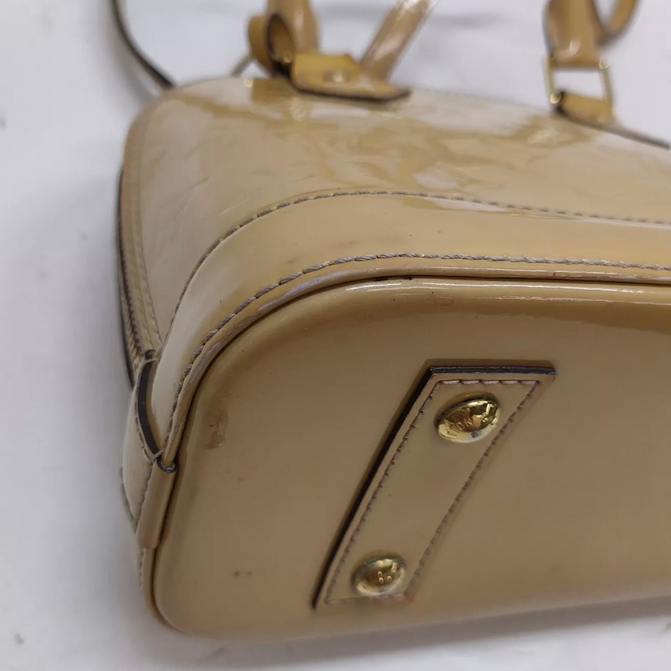 Louis Vuitton Vernis Alma BB