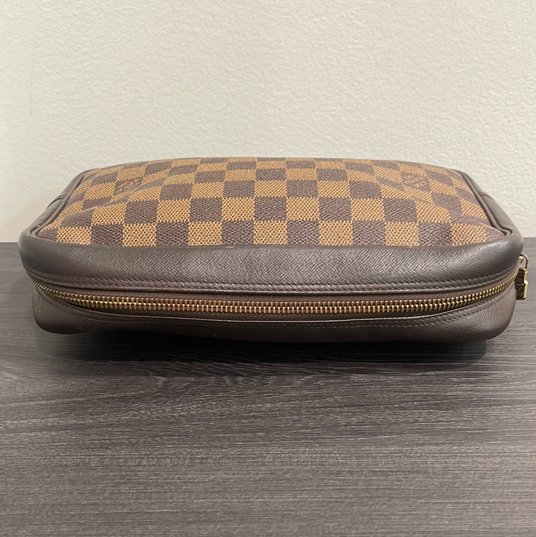 SOLD! Louis Vuitton Damier Pouch