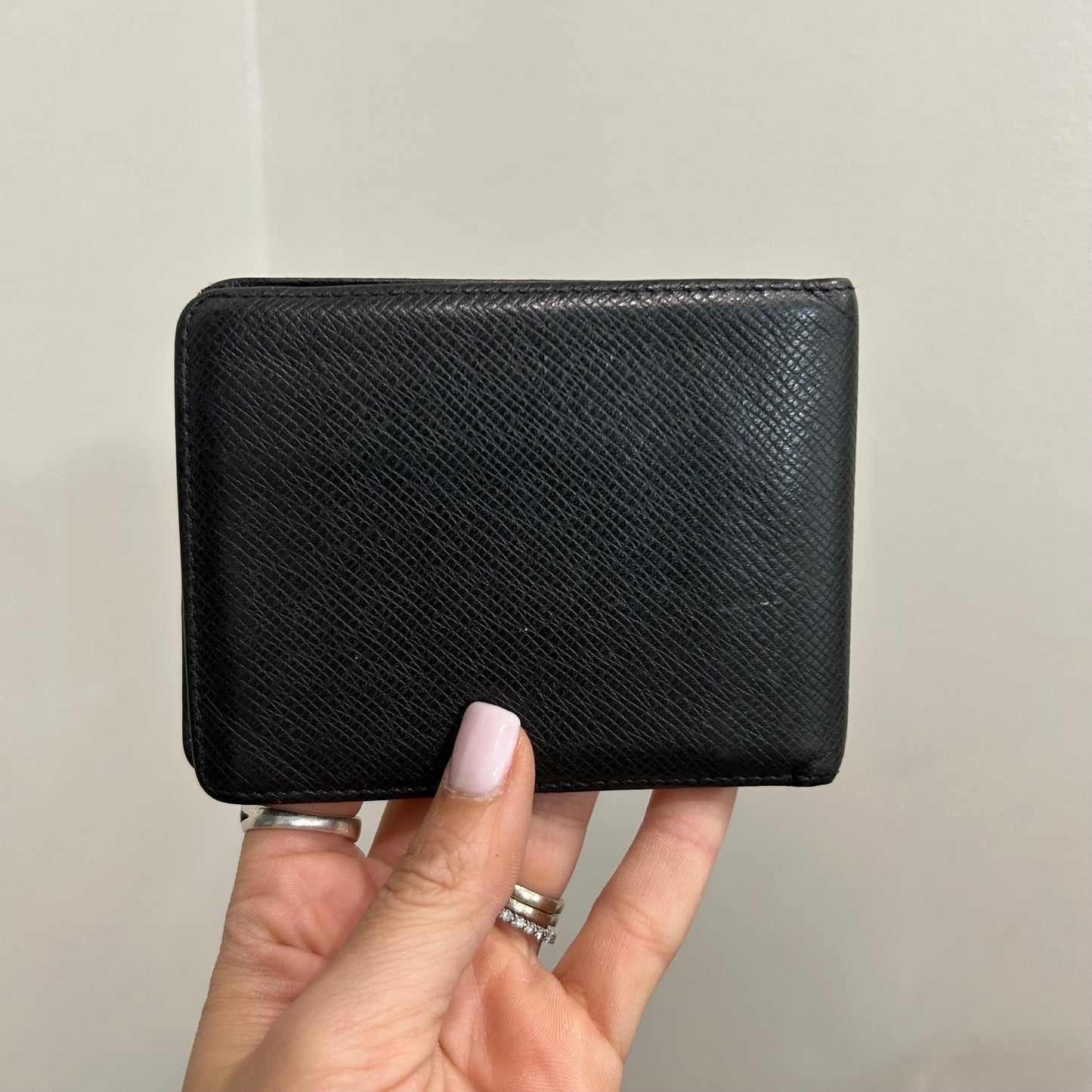 SOLD! Louis Vuitton Men’s Leather Wallet
