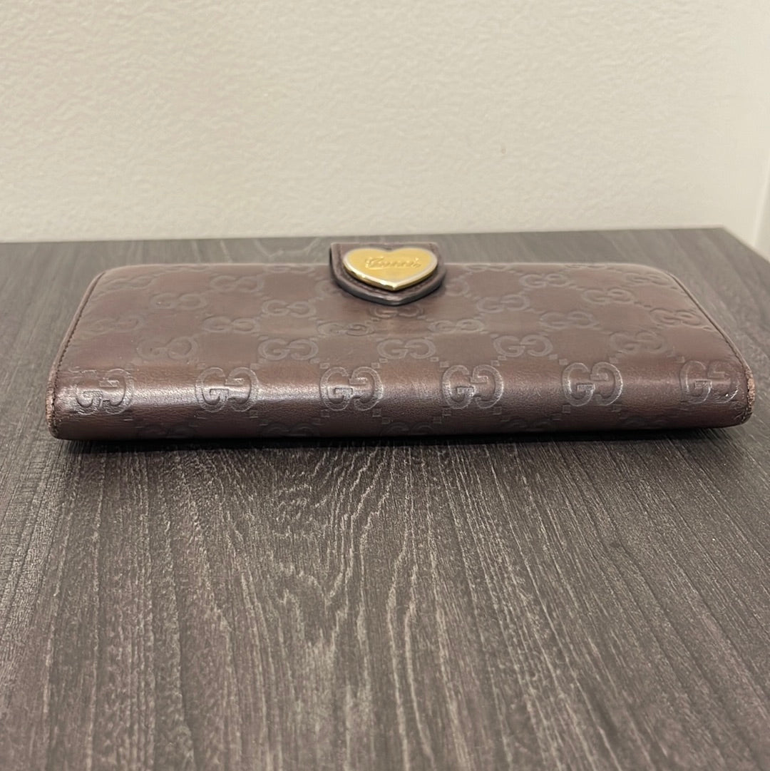 SOLD! Gucci GG Dark Brown Leather Wallet