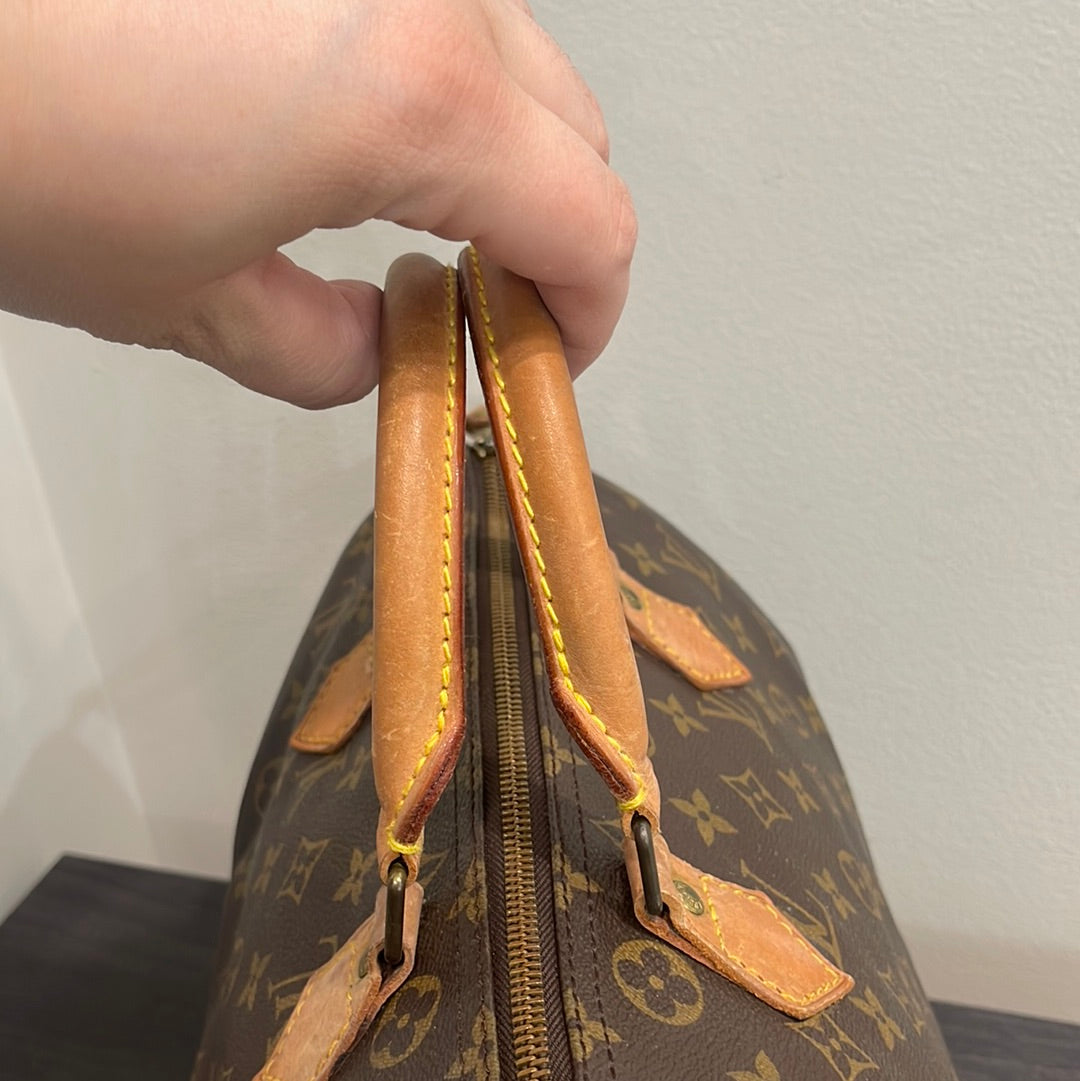 SOLD! Louis Vuitton Speedy 30