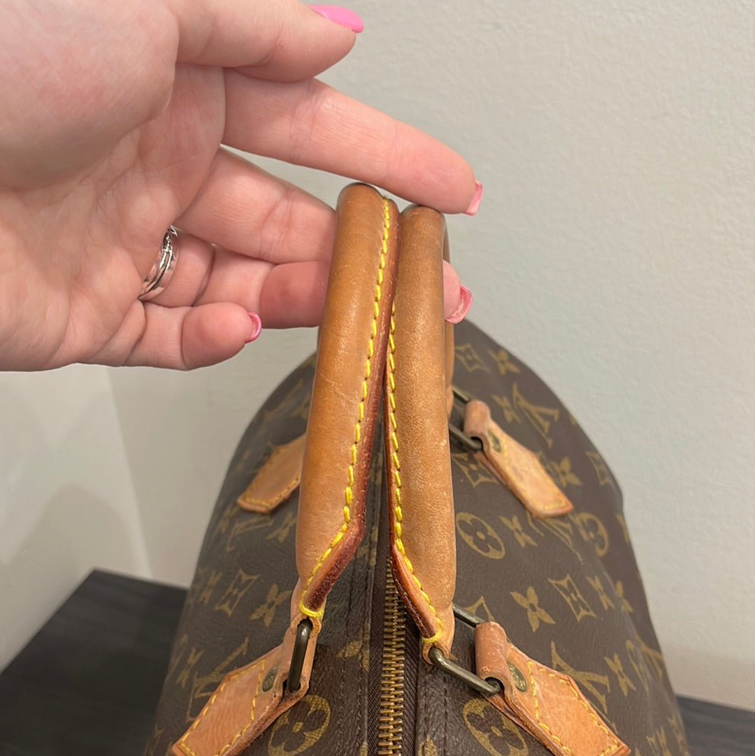 SOLD! Louis Vuitton Speedy 30