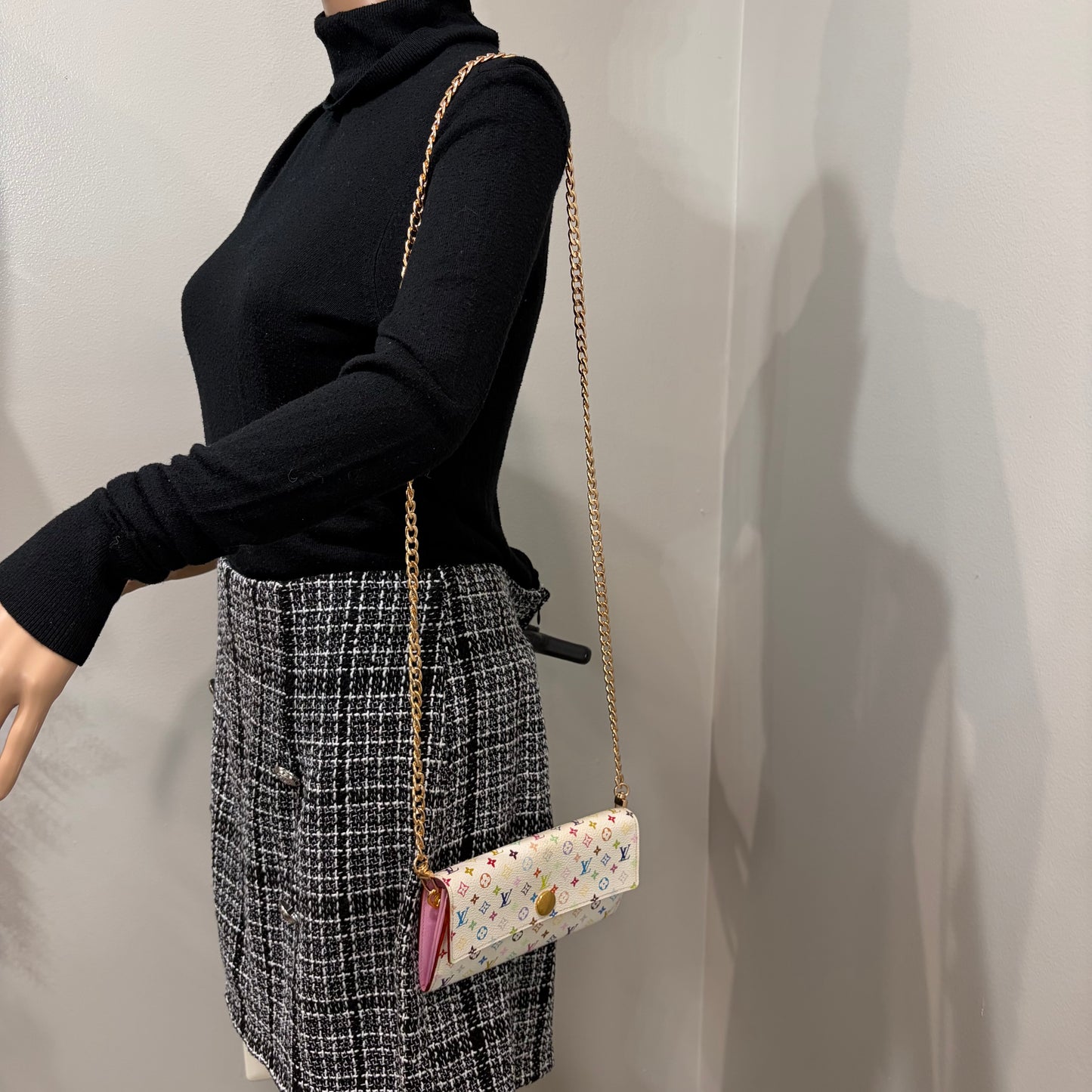 #1101-03 LOUIS VUITTON x MURAKAMI White & Pink Sarah Wallet with Removable Chain