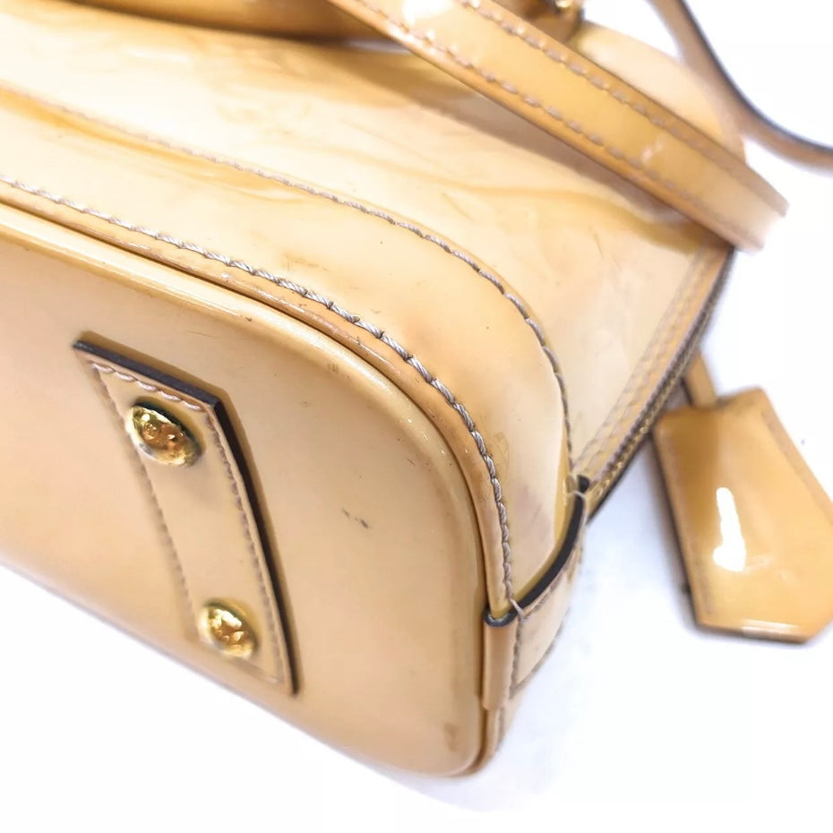 Louis Vuitton Vernis Alma BB