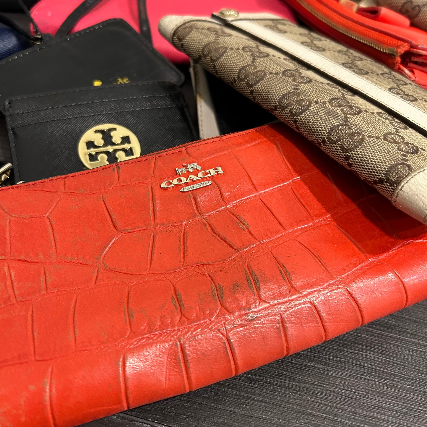 CLEARANCE Designer Wallets Set of 15 ( for resellers/refurbishers)