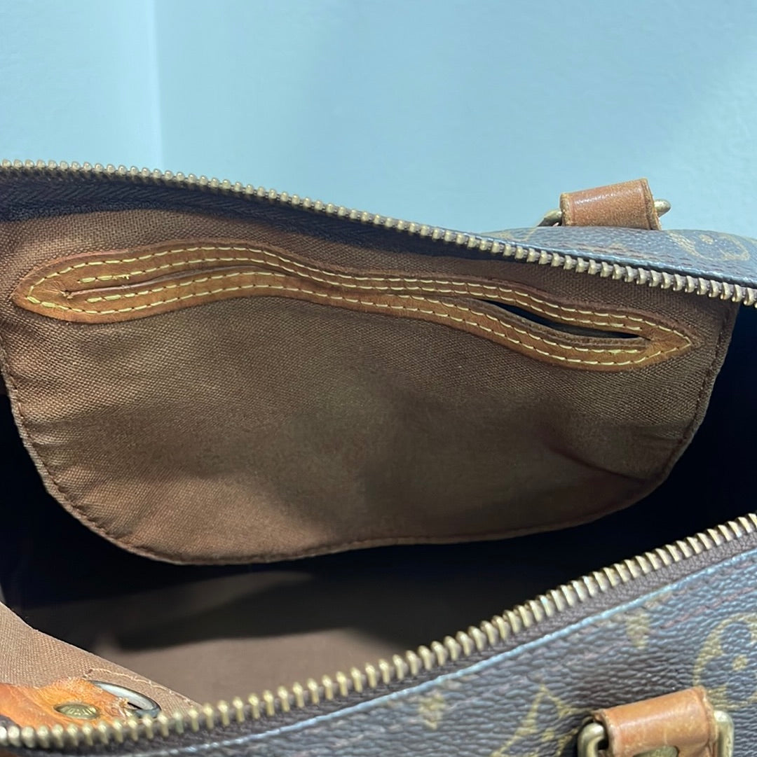SOLD! Louis Vuitton Monogram Speedy 30