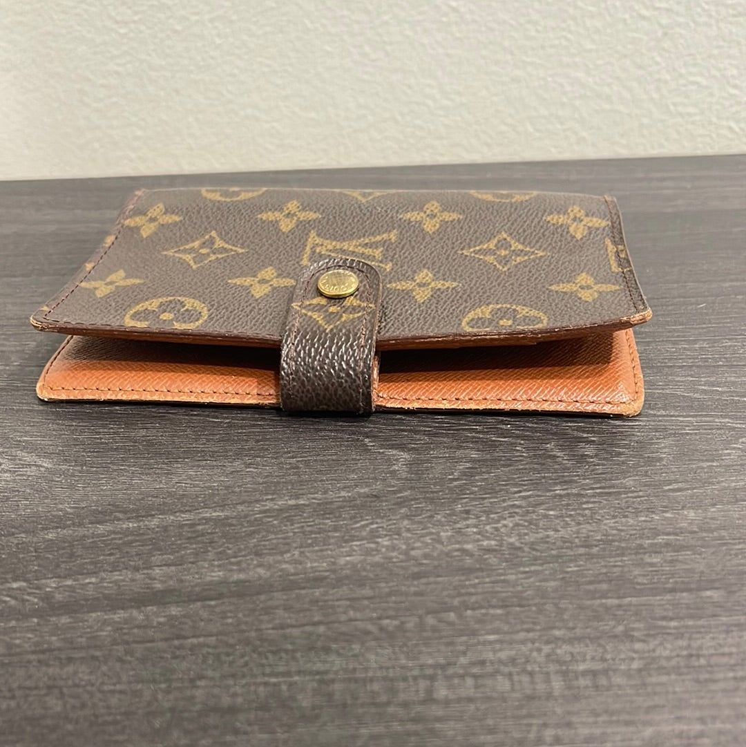 SOLD! Louis Vuitton Agenda PM