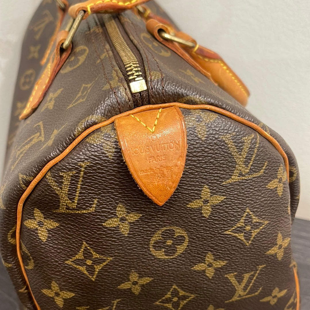 SOLD! Louis Vuitton Speedy 30