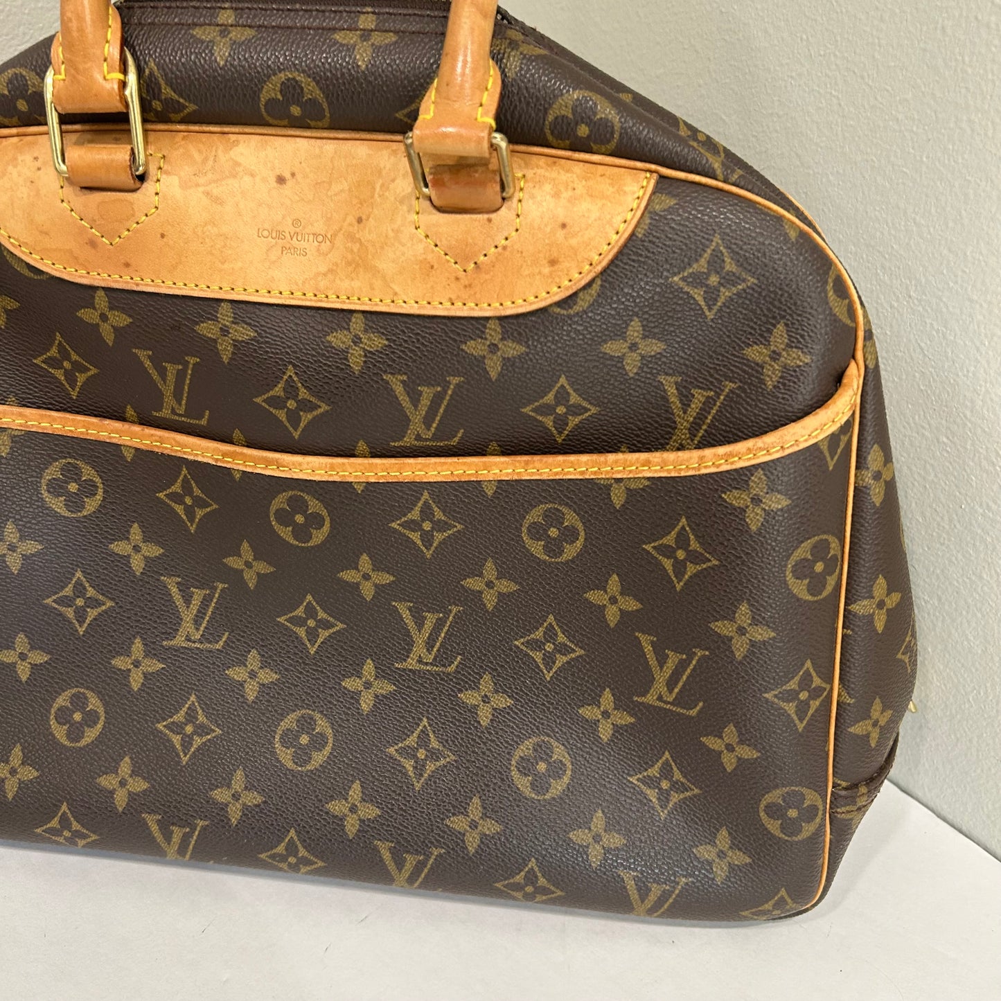 SOLD! Louis Vuitton Deauville