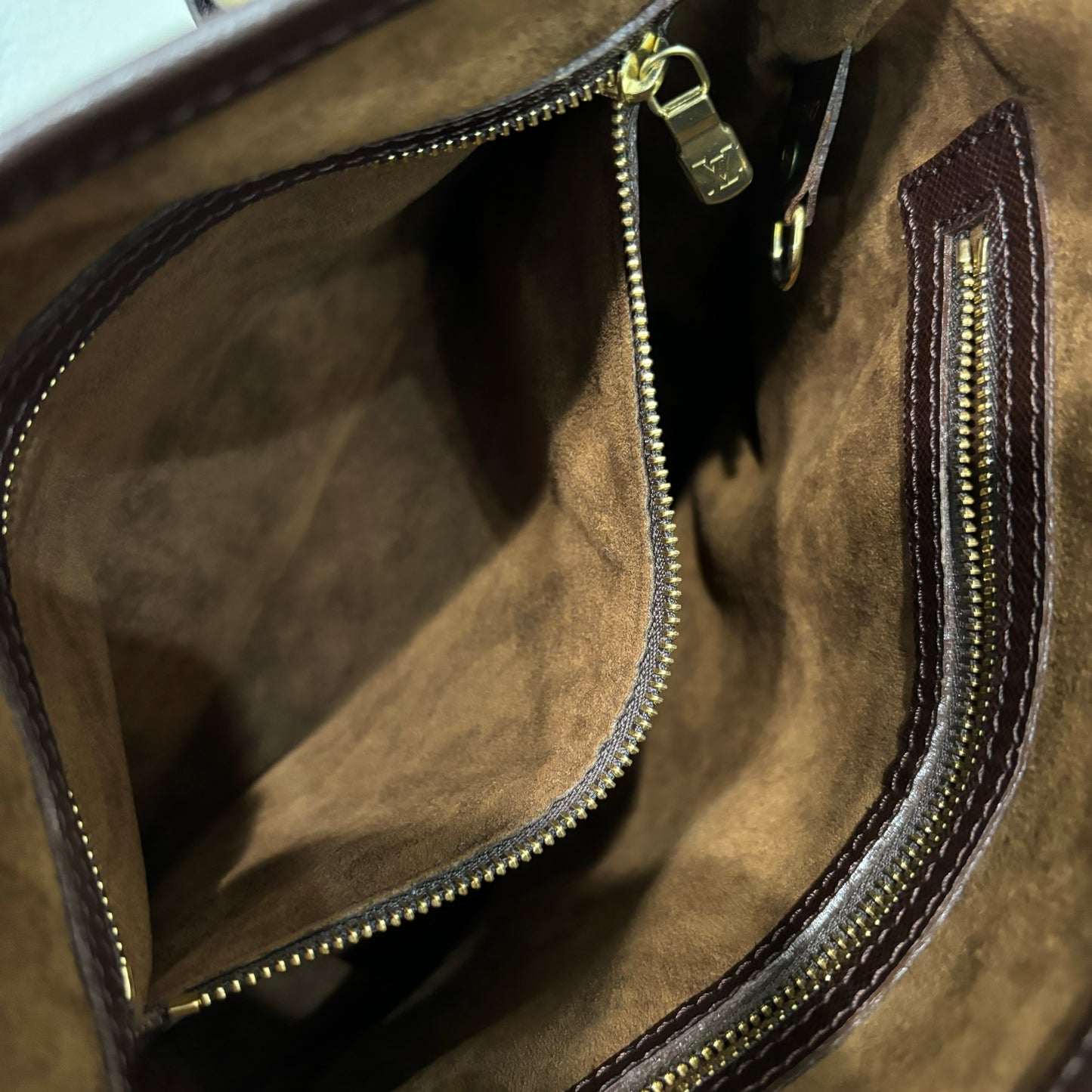 #310 LOUIS VUITTON Damier Bucket PM