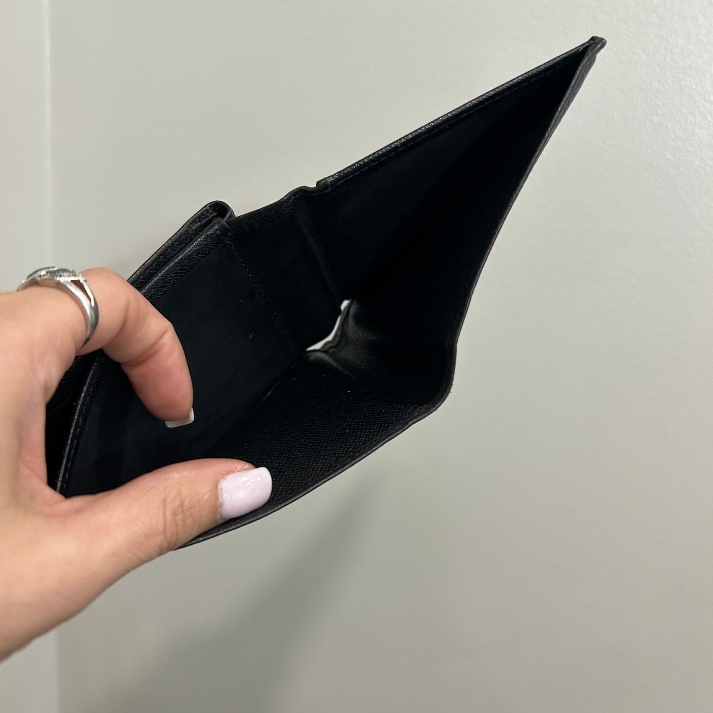 SOLD! Louis Vuitton Men’s Leather Wallet