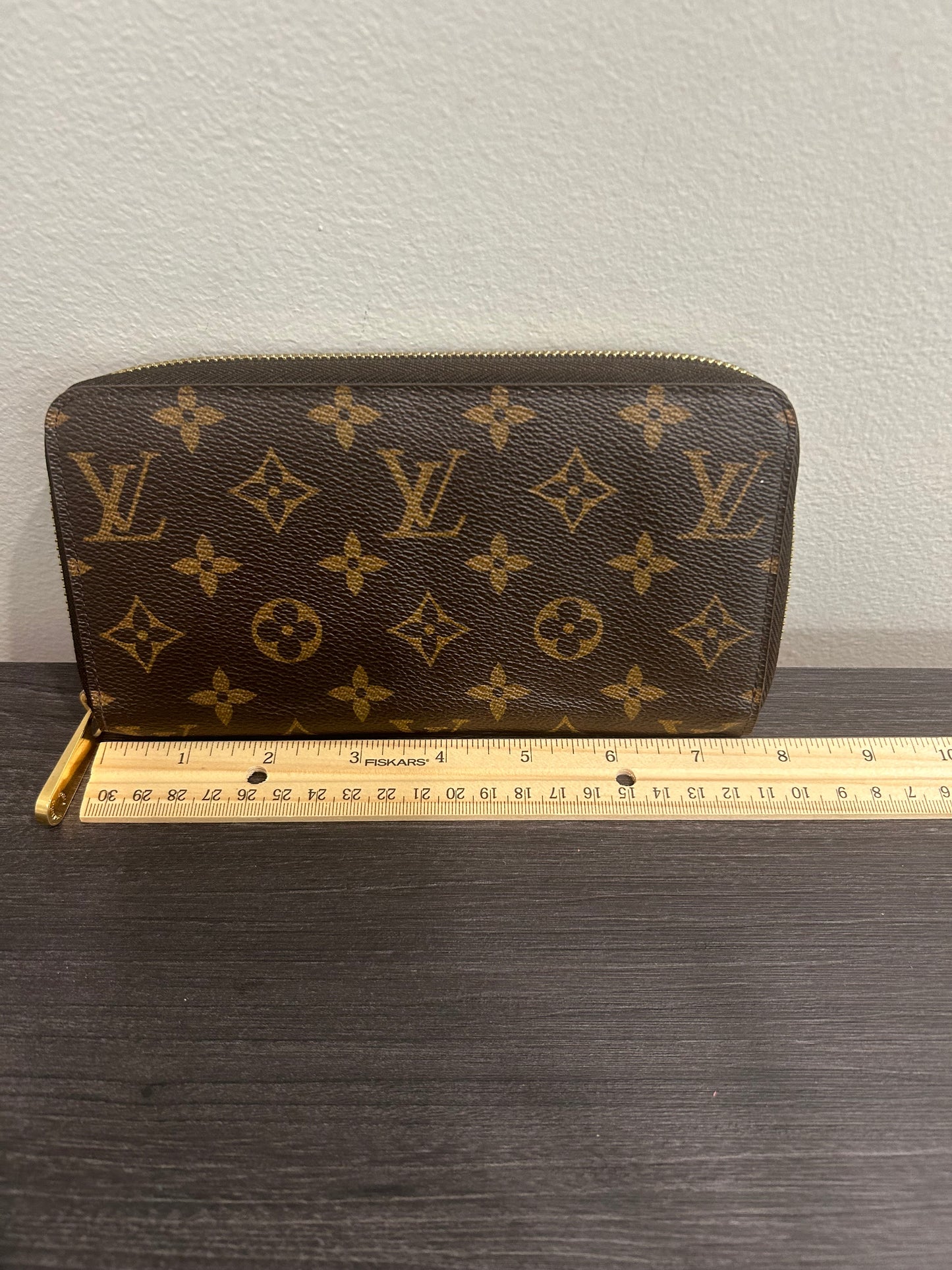 SOLD! Louis Vuitton Monogram Zippy Wallet