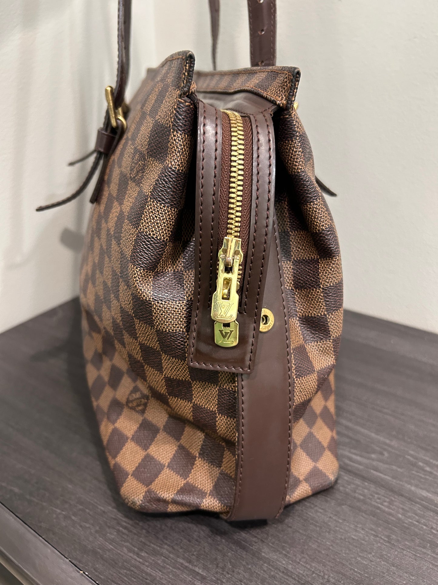 SOLD! Louis Vuitton Damier Chelsea Tote