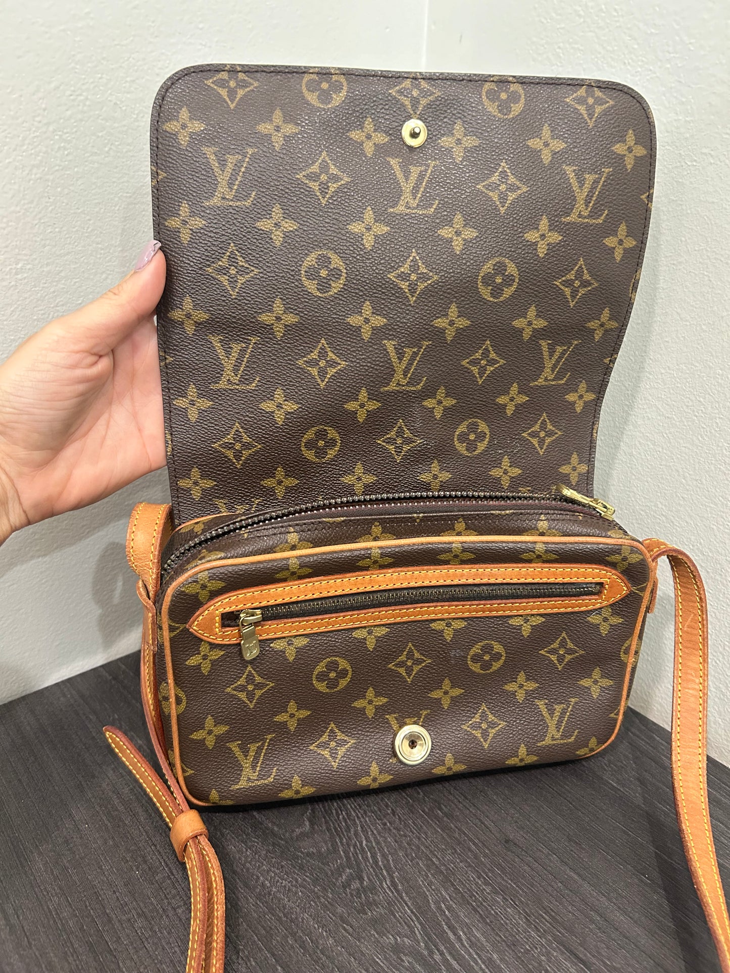 BUY NOW (50% Off for Subscribers) Louis Vuitton Monogram Crossbody