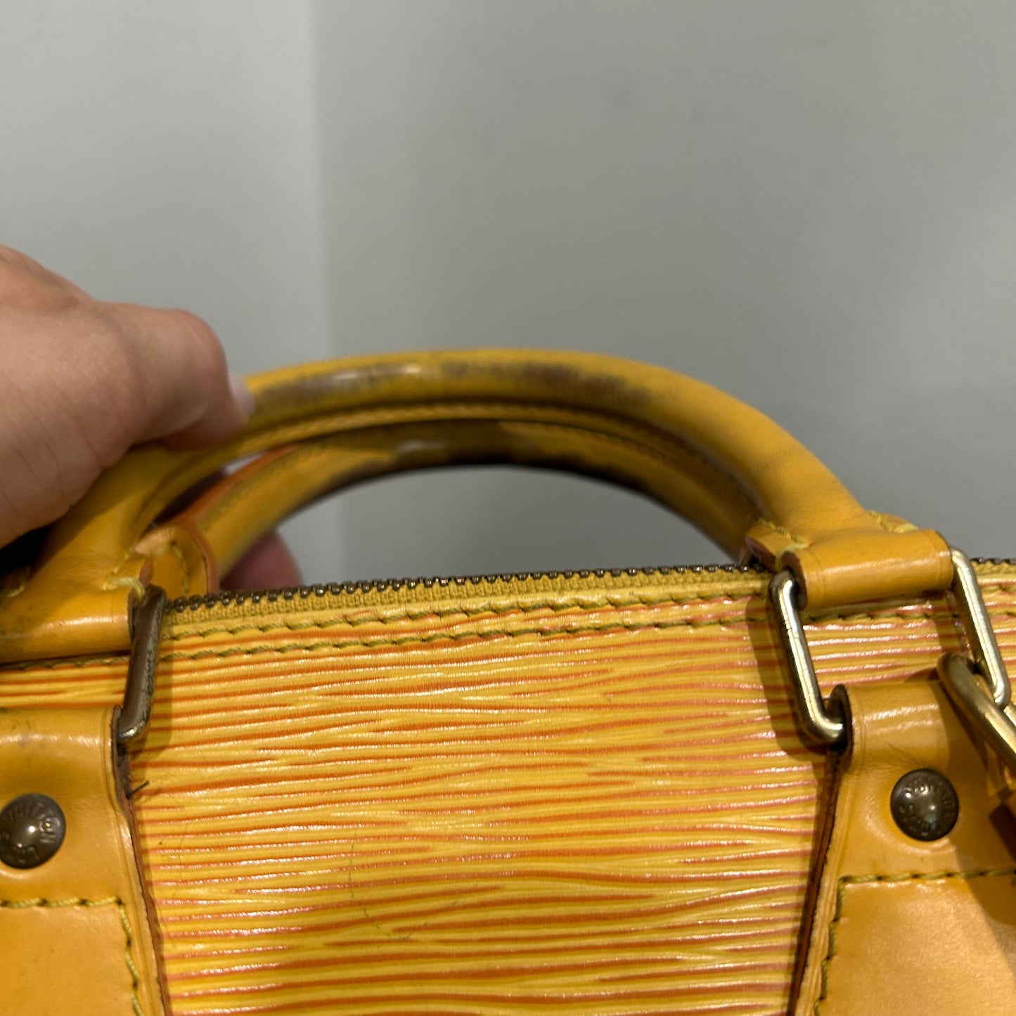 24 HOUR FLASH SALE #260 LOUIS VUITTON Epi Alma