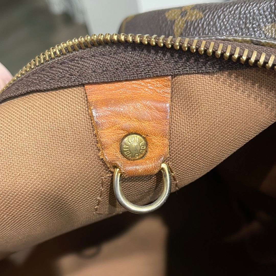 SOLD! Louis Vuitton Monogram Speedy 30