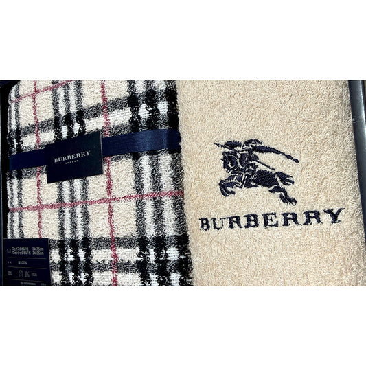 #1466 BURBERRY Set of 2 Archive Beige 100% Cotton Bath Towels