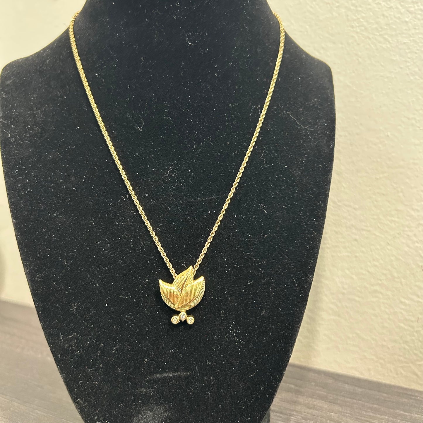 1038 DIOR Pendant Necklace
