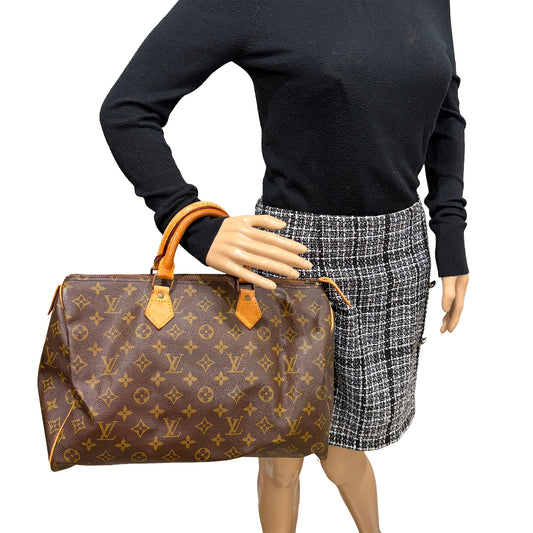 #8262 LOUIS VUITTON Speedy 35