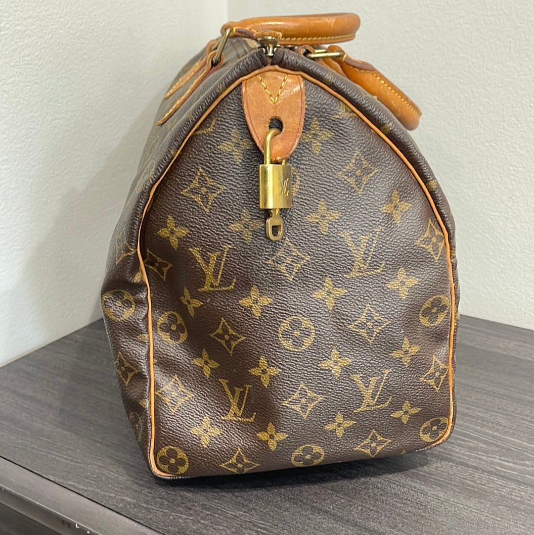 SOLD! Louis Vuitton Monogram Speedy 35 with Lock & Key