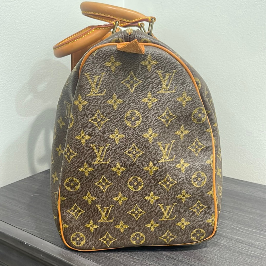 SOLD! Louis Vuitton Keepall 45