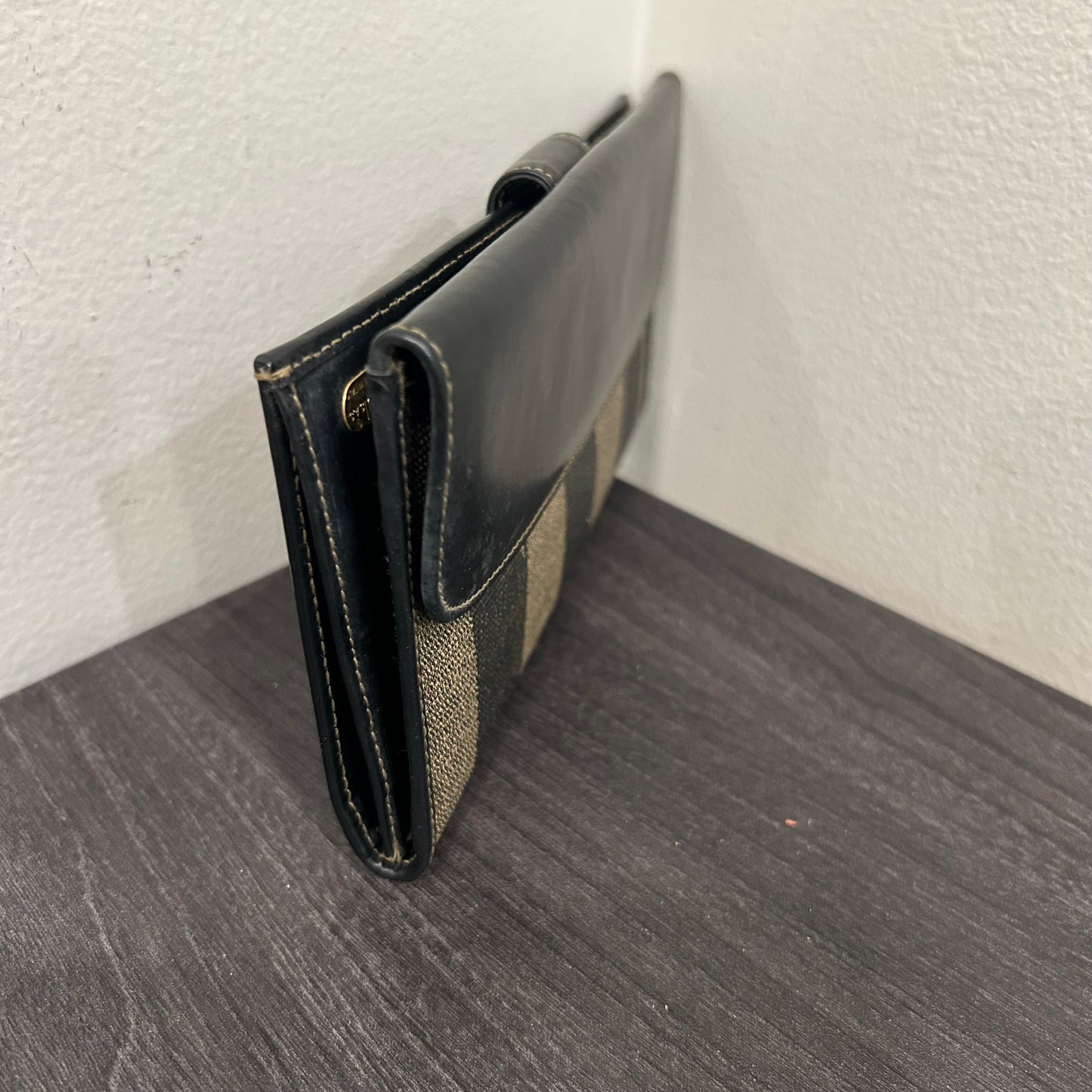 1055 FENDI Wallet